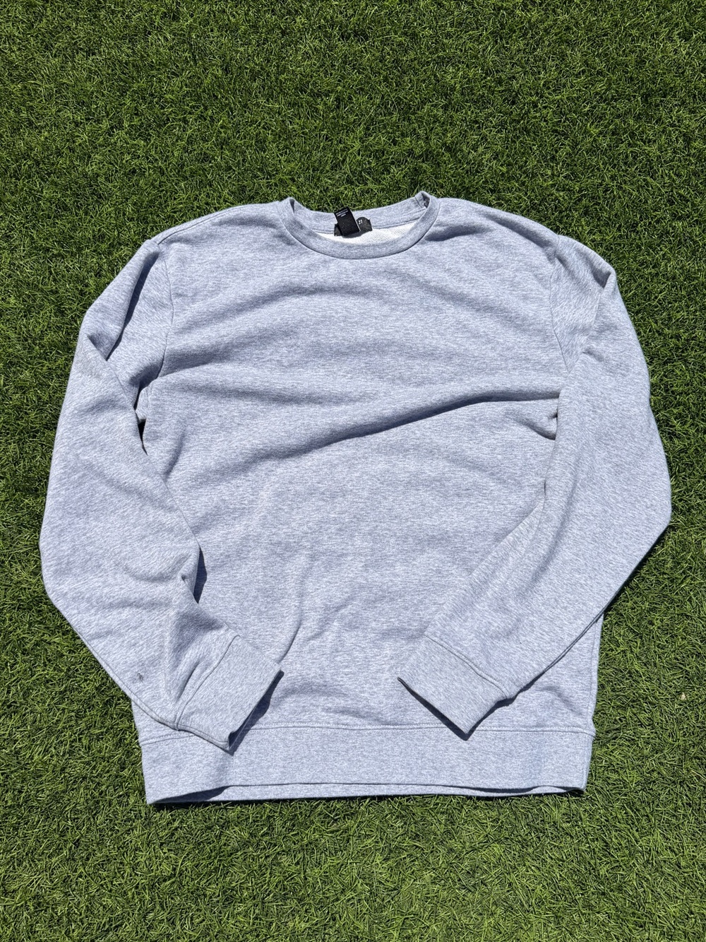 Forever 21 Men's Heather Gray Crewneck Sweatshirt Size Medium Minimalist Basic
